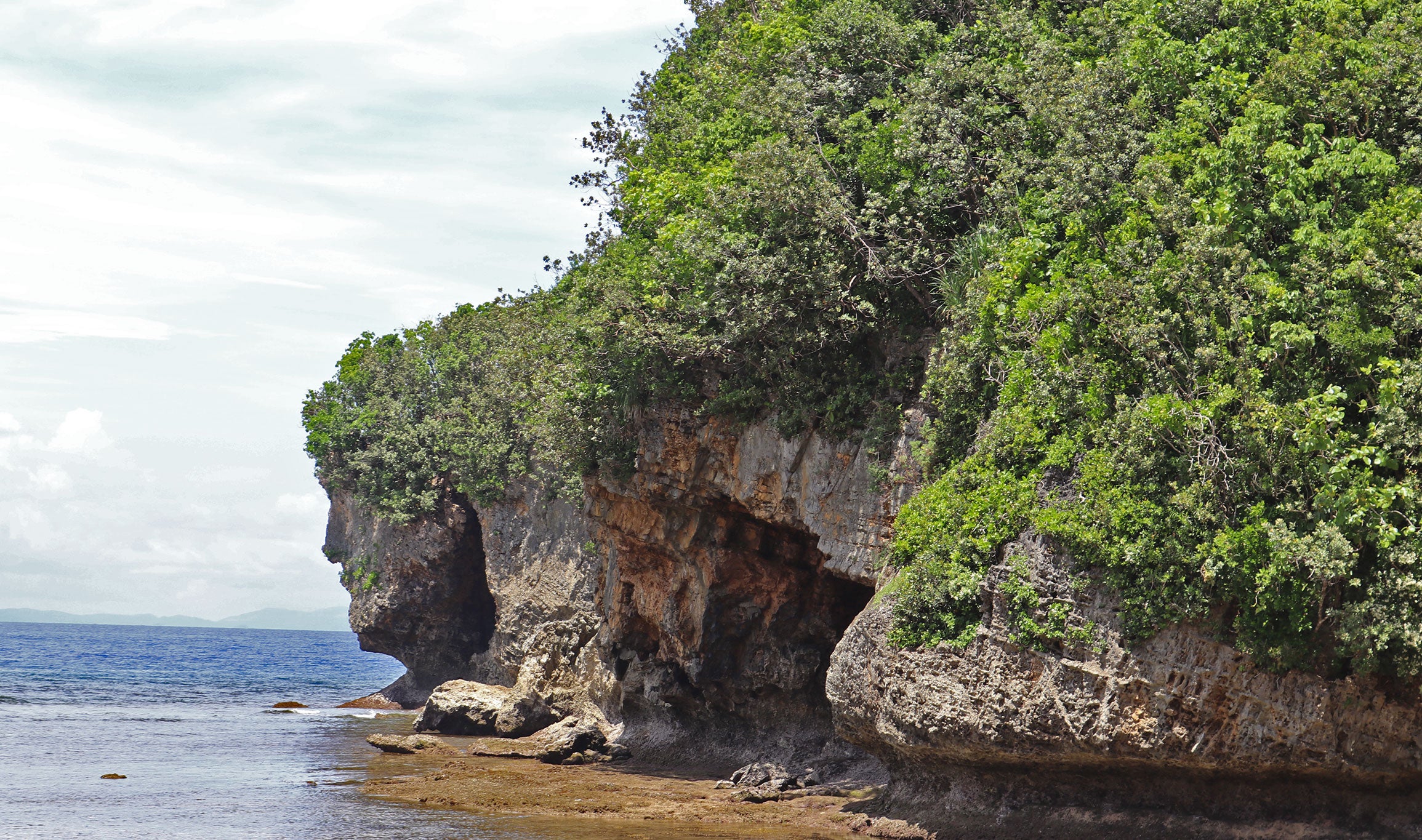 Top 14 Catanduanes Tourist Spots: Beaches &amp; Stunning Views in Virac and Nearby