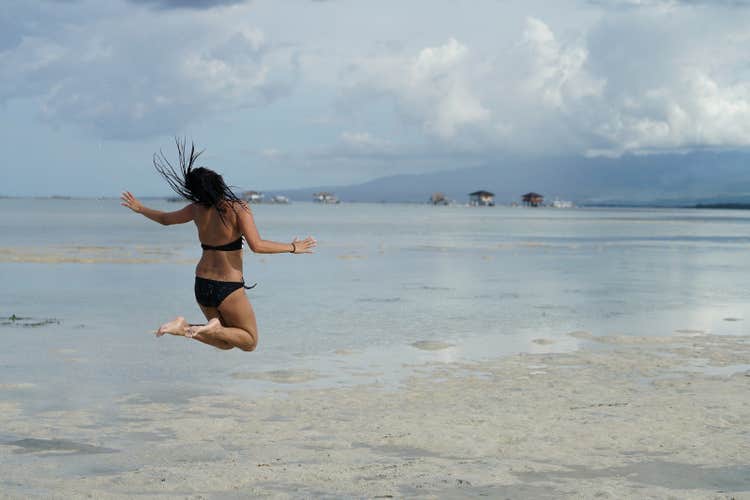 Get wet and tanned at Manjuyod Sandbar