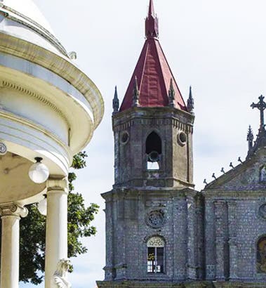 Molo Church Tours