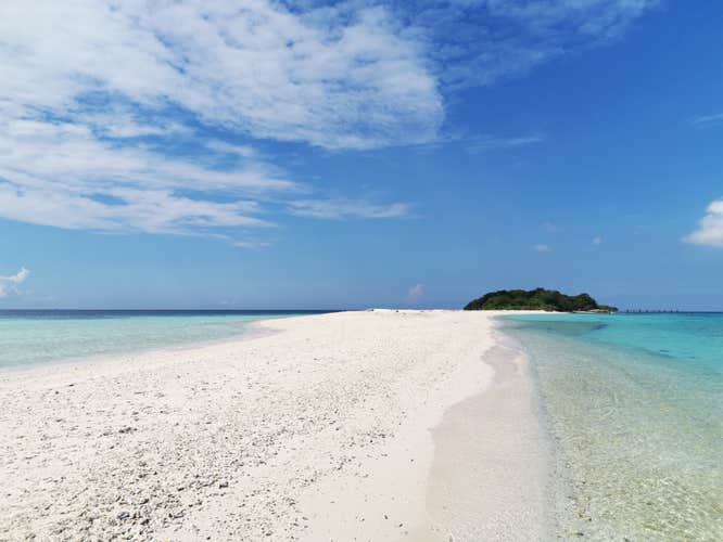 Visit Small Sta Cruz Sand Bar and Sta Cruz Lagoon