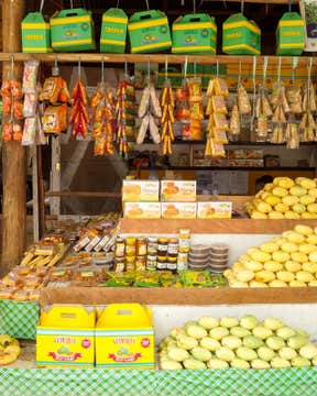 Guimaras Tour for Half-Day to Top Attractions with Lunch