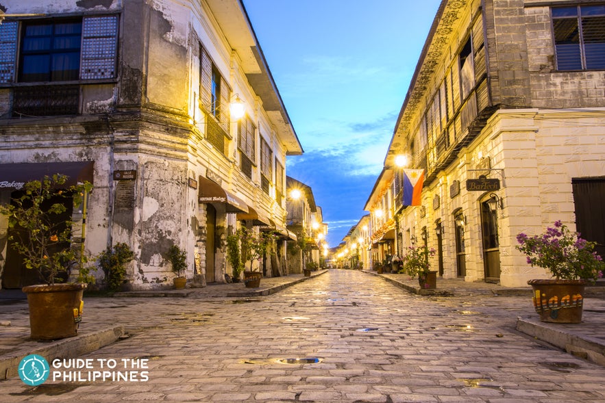 Calle Crisologo in Vigan, Ilocos Sur, Philippines Calle Crisologo in Vigan, Ilocos Sur, Philippines