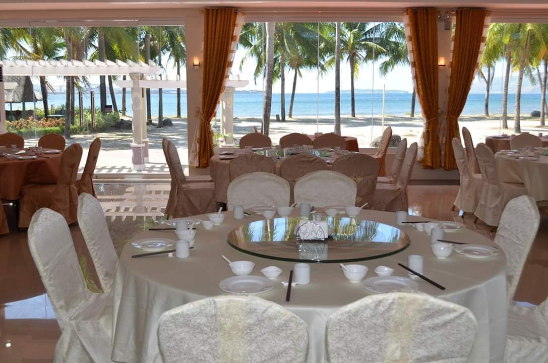 Overlooking view of the sea in New Feng Huang Seafood