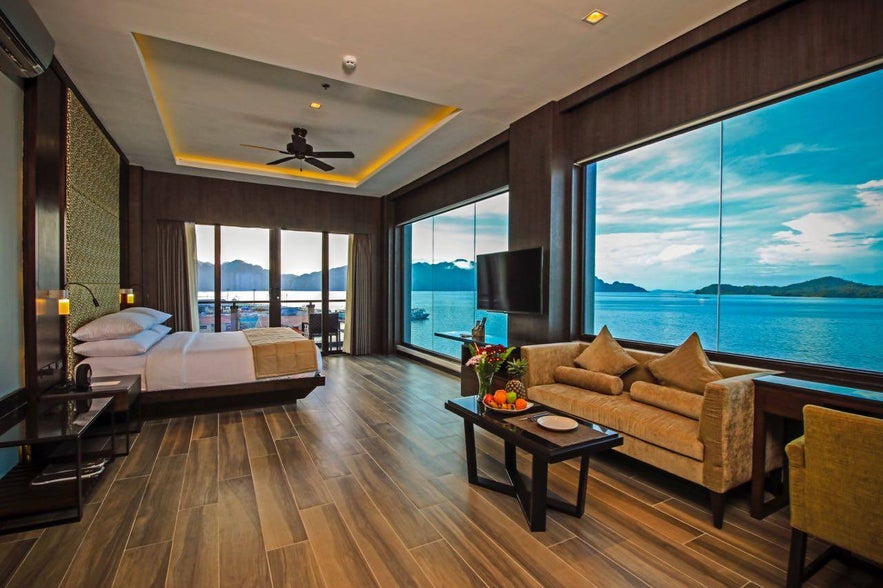 Panorama Suite with king bed at Two Seasons Coron Bayside Hotel Panorama Suite with king bed at Two Seasons Coron Bayside Hotel