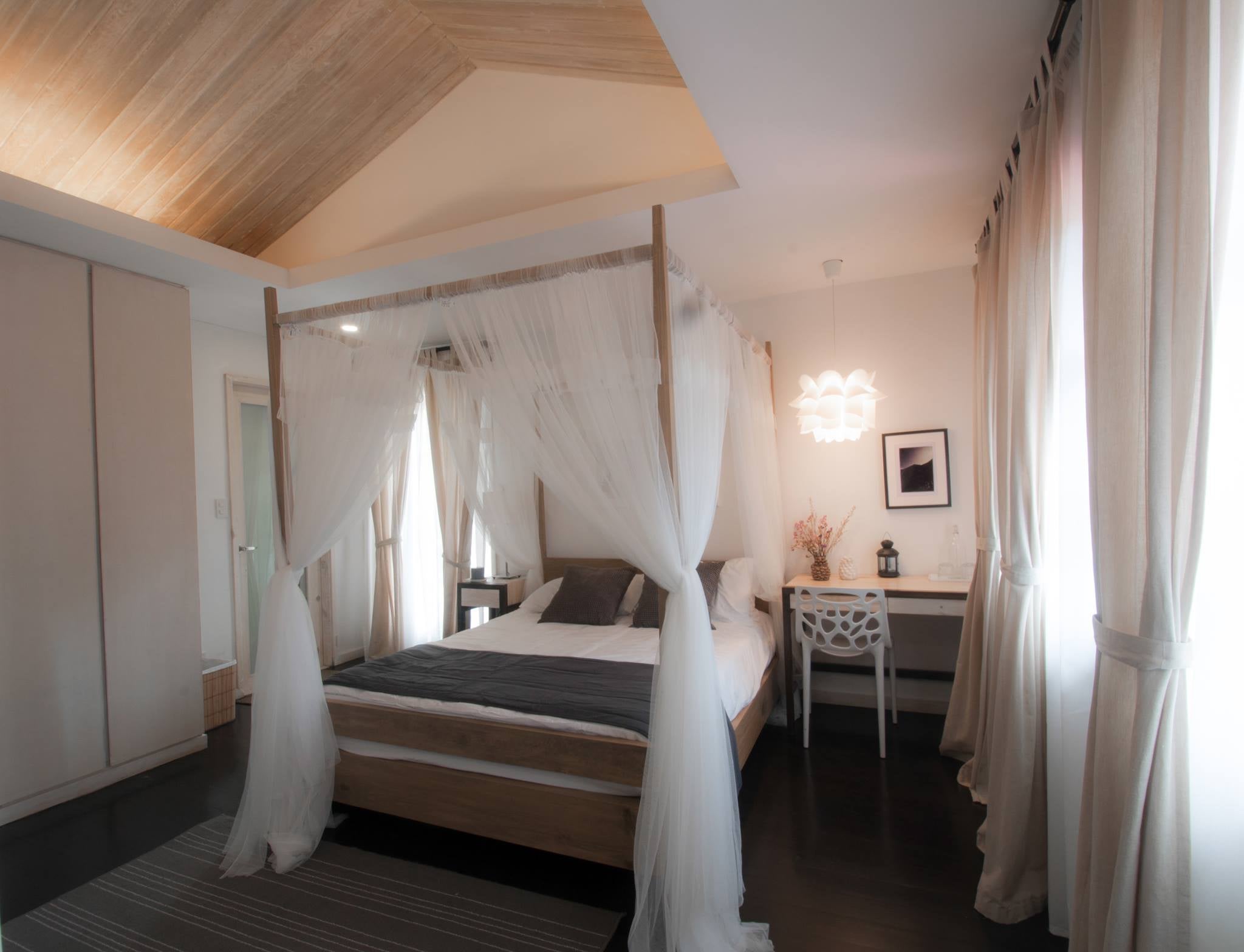 Han's Room in Martha's Hearth