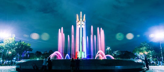 Quezon City_Diliman_Quezon Memorial Circle_Shutterstock_1309166275.jpg