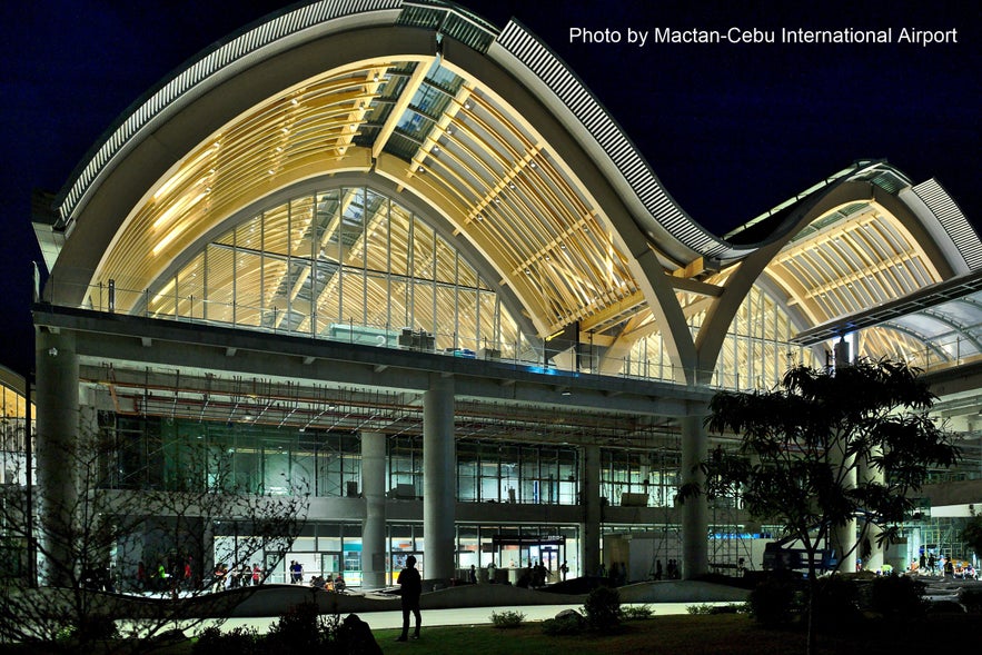 Facede of Mactan-Cebu Internationational Airport Facede of Mactan-Cebu Internationational Airport