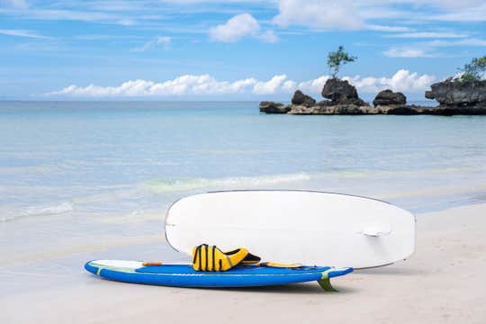 Boracay Island Paddleboarding Activity