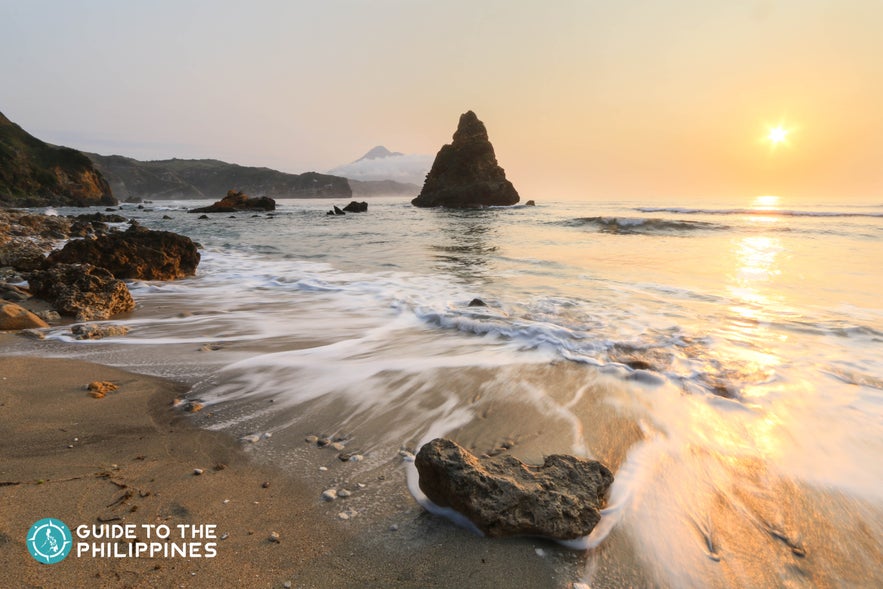 Batanes' Diura Fishing Village at sunset Batanes' Diura Fishing Village at sunset