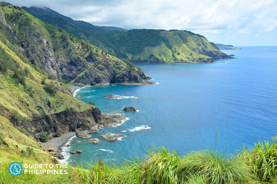 Mountain view white beach resort in Dingalan, Aurora Mountain view white beach resort in Dingalan, Aurora