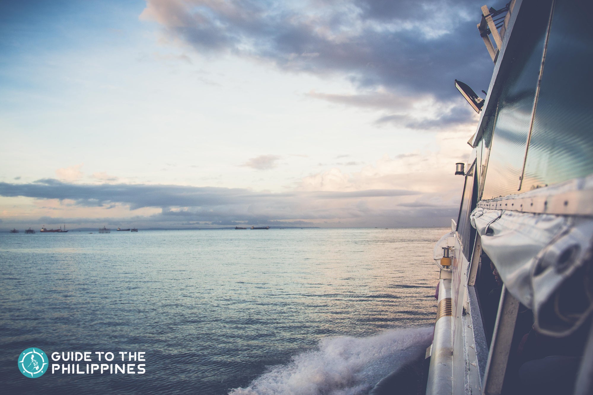 View of the ocean onboar a ferry from Bacolod to Iloilo