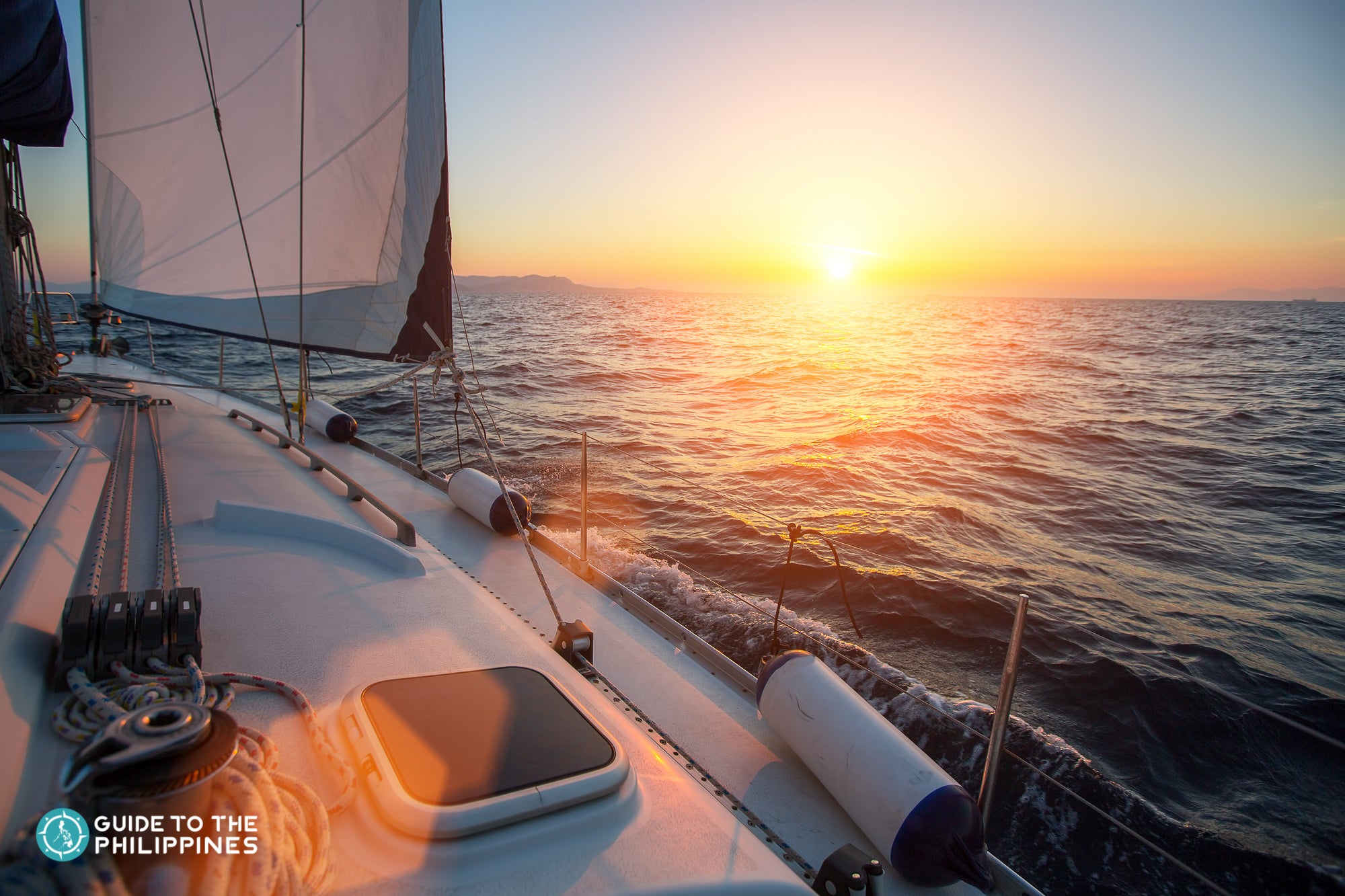 Cruise yacht in Boracay Cruise yacht in Boracay