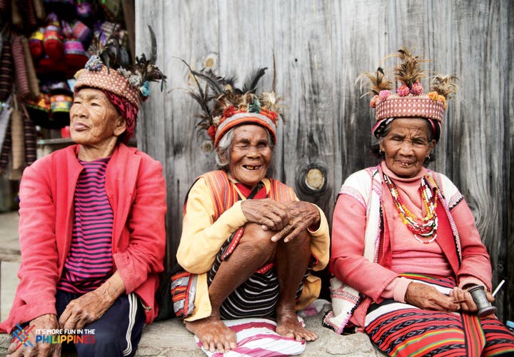 Smiling Ifugao ladies in Banaue
