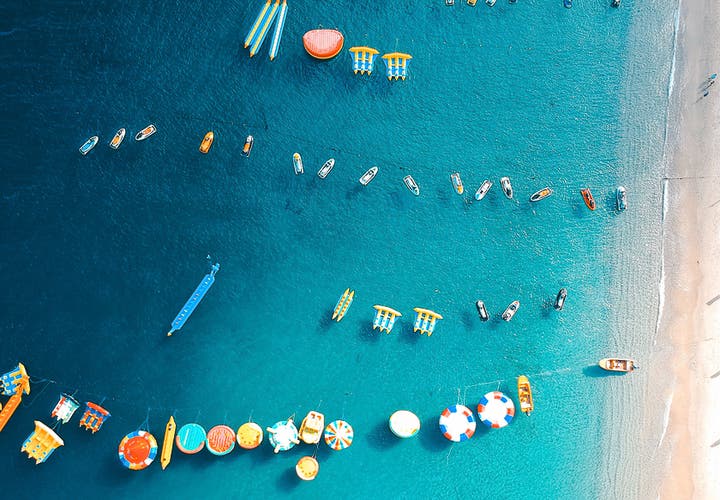 Activities at the white beach of Puerto Galera
