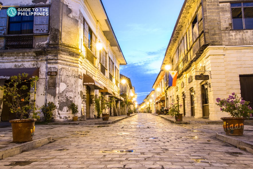 Calle Crisologo at night in Vigan City Calle Crisologo at night in Vigan City