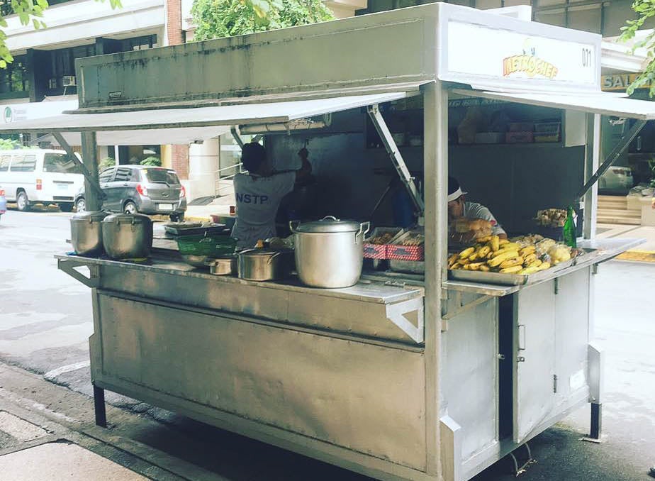 Jolly Jeep in Makati is a pop-up carinderia of homecooked meals