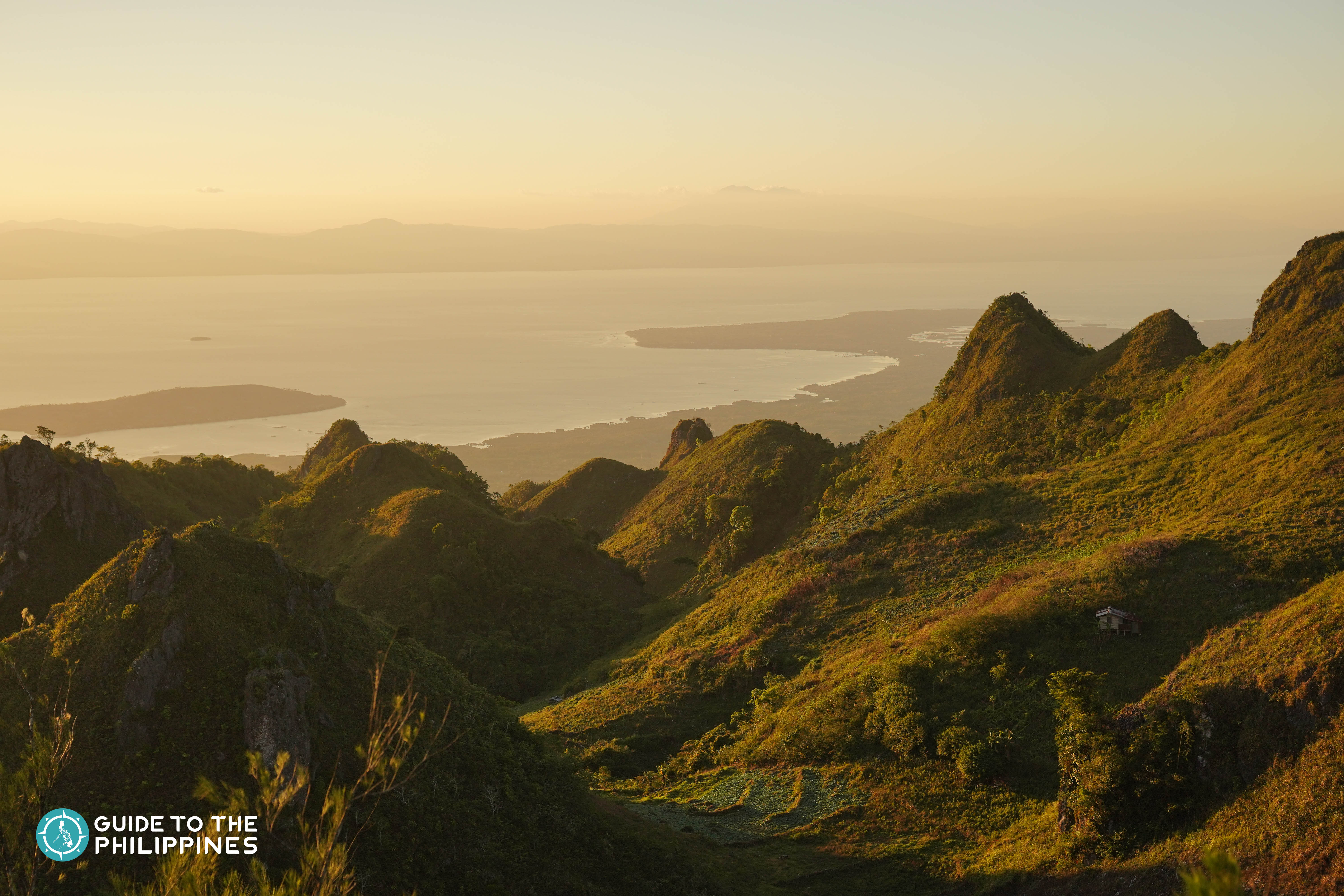 Sunset at Osme&ntilde;a Peak in Dalaguete, Cebu