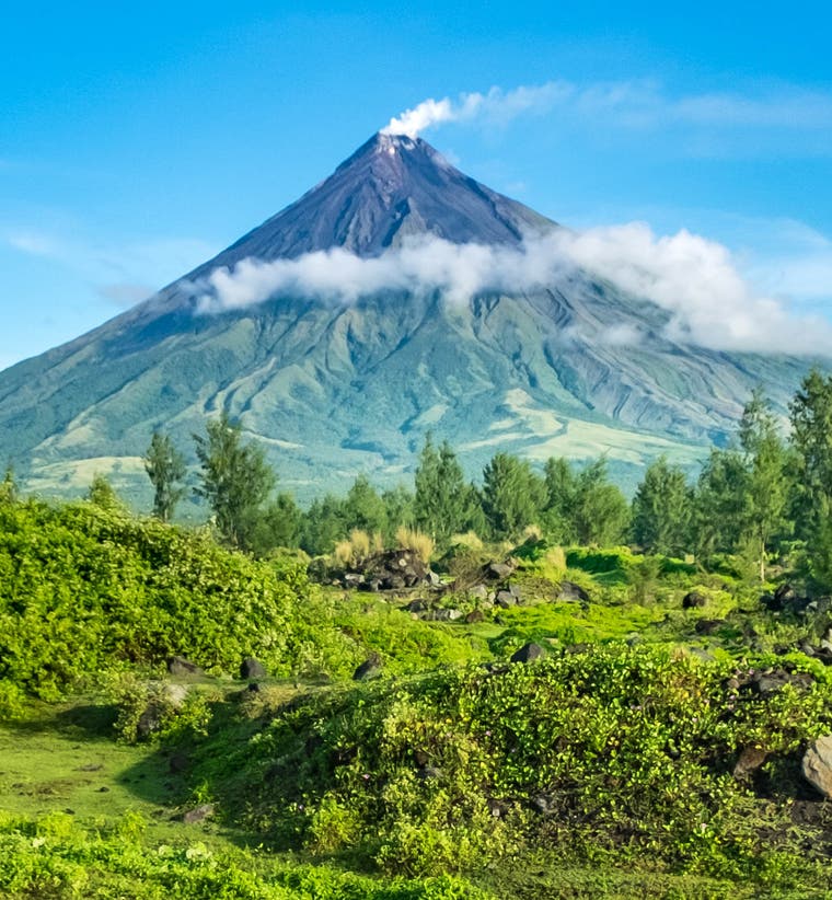 Mayon Volcano Tours