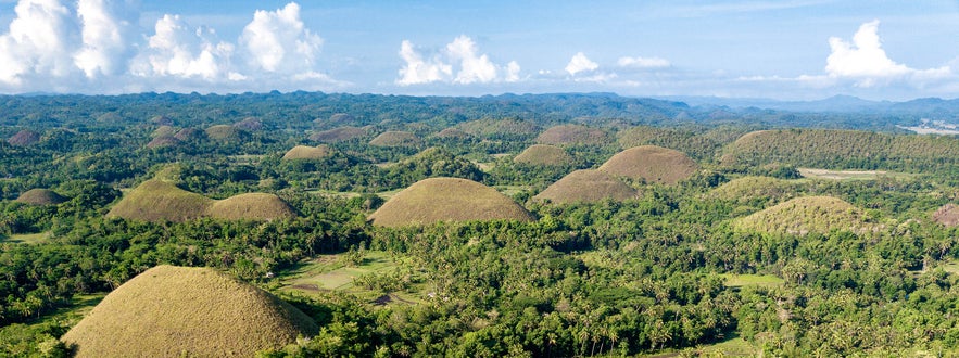 The amazing Chocolate Hills in Bohol, Philippines The amazing Chocolate Hills in Bohol, Philippines