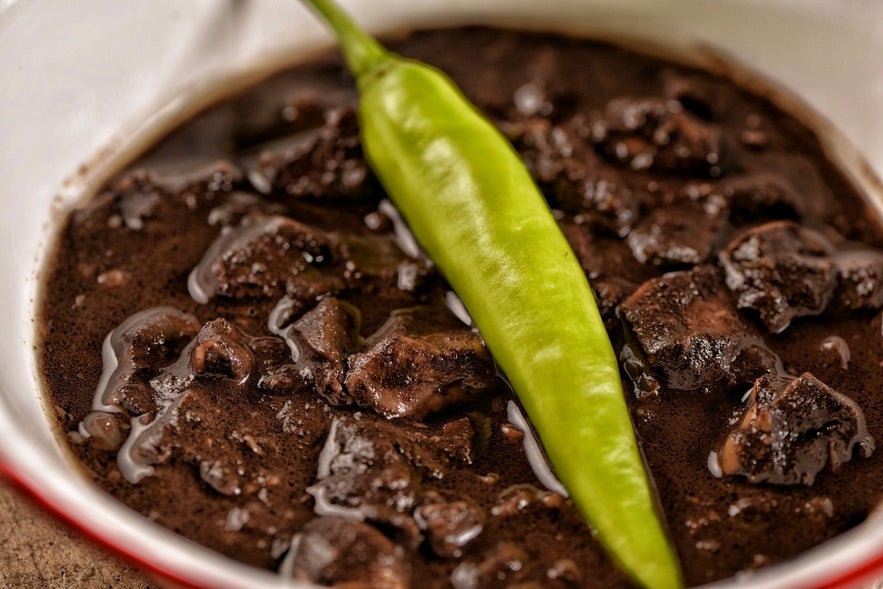 Dinuguan by Leonardo's Lechon Dinuguan by Leonardo's Lechon