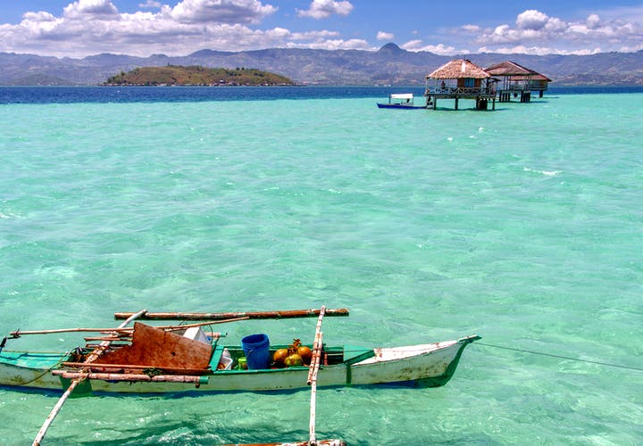 Clear waters of Manjuyod sandbar