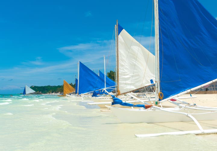 Clear waters and white sands of Boracay, Philippines