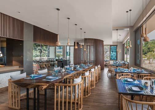 5 星级长滩岛绯红度假村 3 日游豪华套餐 | 含从马尼拉出发的航班和机场接送服务