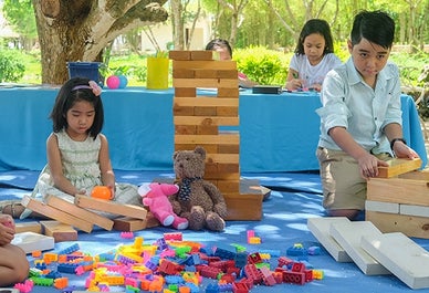 Jenga game at Bluewater Panglao