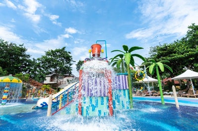 A kid-friendly pool in Jpark Island Resort