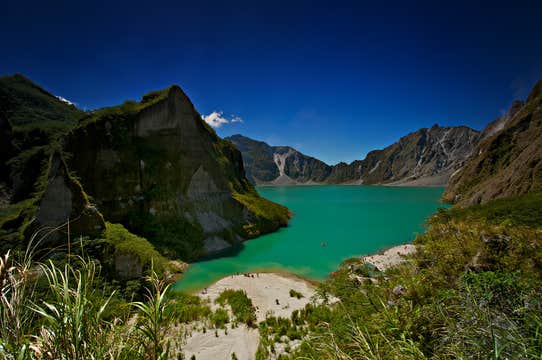 10-Day Philippines Scenic Highlands & Island Hopping Tour to Palawan Islands & Cordillera Mountains