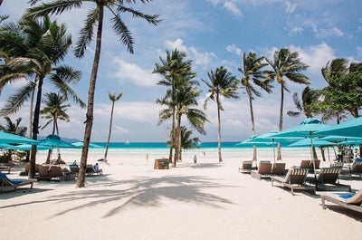 Beach area of The Lind