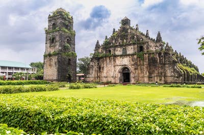 Garden outside Paoay Church in Laoag