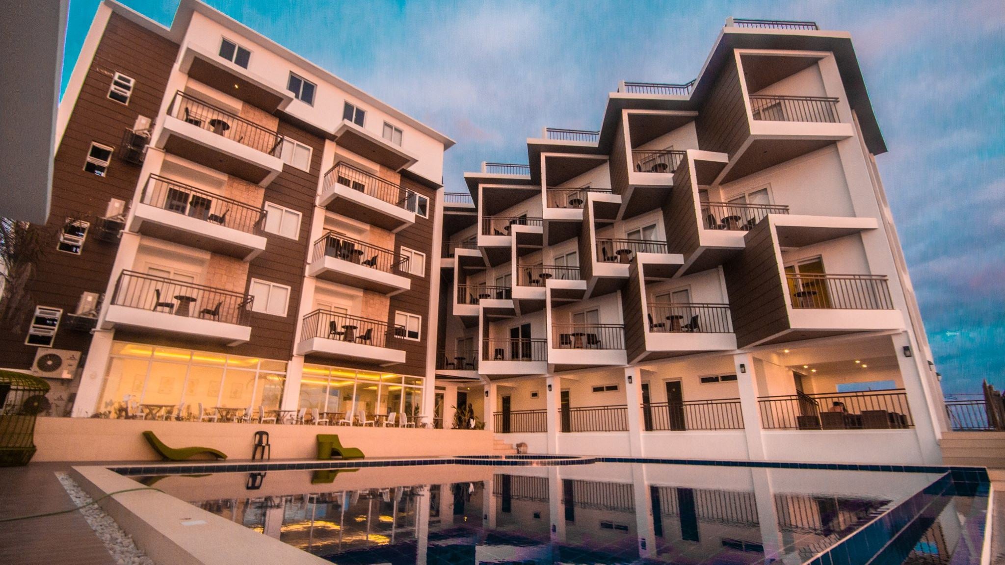 Facade of Brisa Marina Beachfront Resort