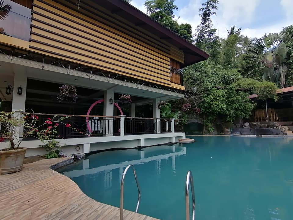 Pool in Kamayan sa Palaisdaan