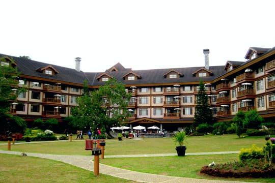 5D4N Baguio Budget Tour Package | Accommodation + Parks, Museums, Arts & Cultural Tour + Transfers
