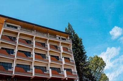 Facade of Venus Parkview Hotel in Baguio