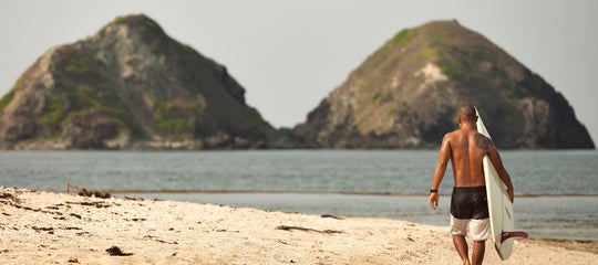 Surfing in Blue Lagoon 1-Francisco Guerrero.jpg
