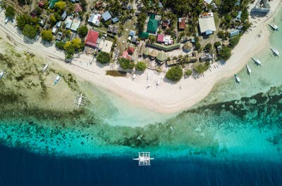 Deep blue waters of Pamilacan Island in Bohol
