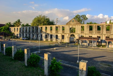 Sunrise over Fort Santiago in Intramuros