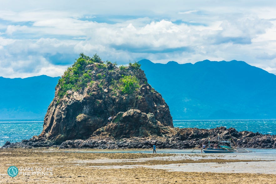 One rock formation in Diguisit Beach, Baler One rock formation in Diguisit Beach, Baler
