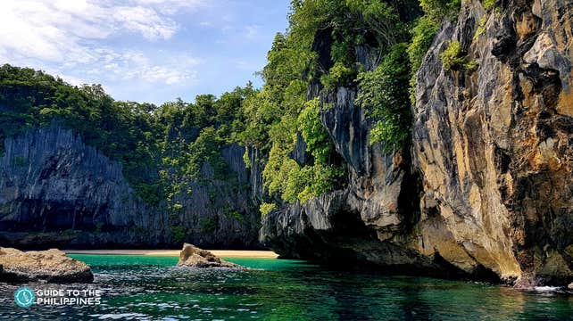 11-Day Philippines Scenic Nature Spots Trip to Puerto Princesa Countryside and Highlands Luzon
