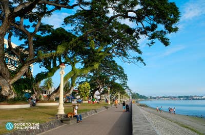 Rizal Boulevard in Dumaguete