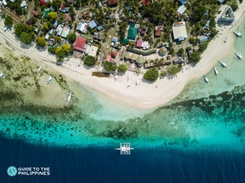 Deep blue waters of Pamilacan Island in Bohol