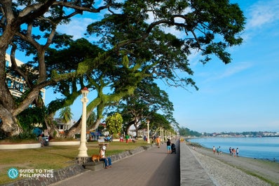 Rizal Boulevard in Dumaguete