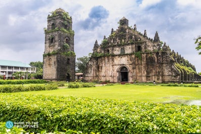 Small garden in front of Paoay Church in Laoag