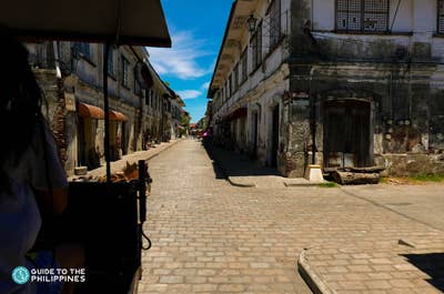 Spanish style streets of Calle Crisologo in Vigan