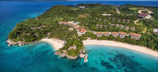 15 Best Beachfront Boracay Island Resorts: White Beach Station 1, 2, 3 &amp; Private Beaches
