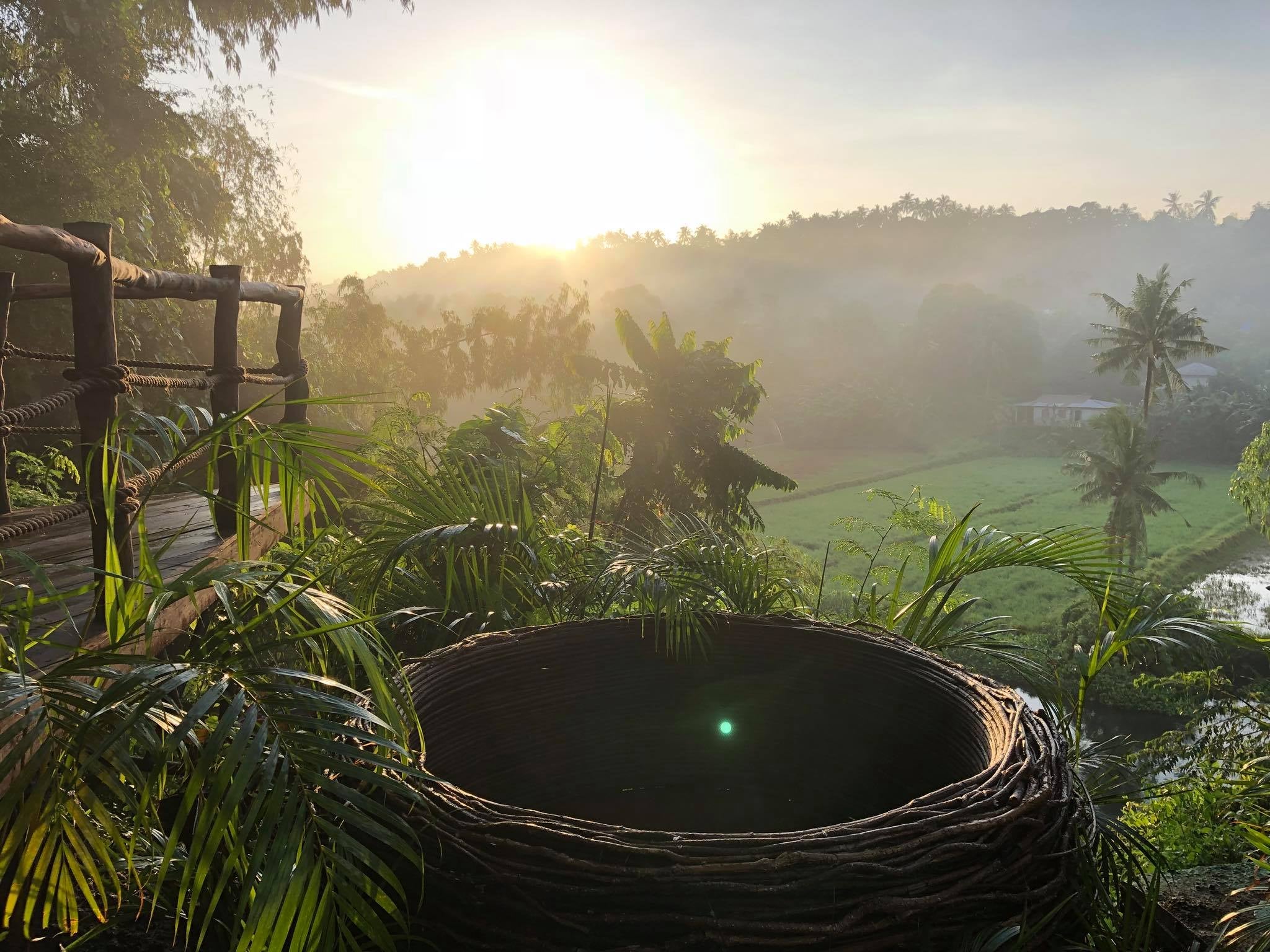 A nest-like seat in Villa Jovita Resort