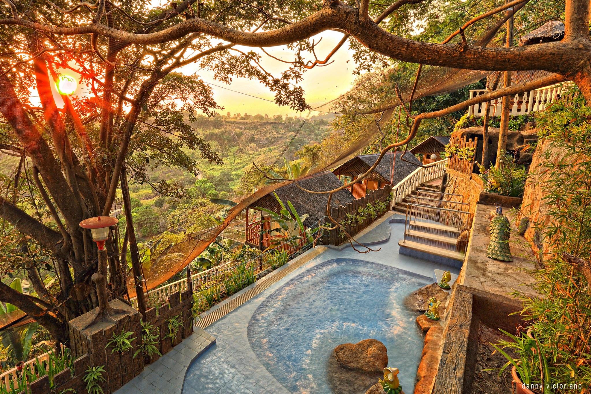 Pool area at Luljetta&rsquo;s Hanging Garden Spa