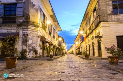 Spanish style streets of Calle Crisologo in Vigan